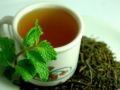 الشاي الأسود والأخضر أكثر المشروبات المفضلة في العالم
