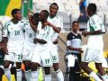 الاوروغواي تقابل نيجيريا لإبقاء الأمل