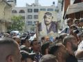 تظاهرة أمام مكتب الجزيرة في رام الله احتجاجا على شتم الشهيد ياسر عرفات - صور