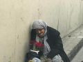 مواطنون يعثرون على مسنة في احد شوارع نابلس بعد ان طردتها زوجة ابنها بعد انتصاف ...
