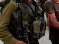 إسرائيل تزعم اعتقال 4 فلسطينين خططوا لتنفيذ عمليات شرقي مدينة قلقيلية