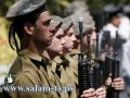 الاحتلال الاسرائيلي يكرم أحد جنوده لقتله فلسطيني