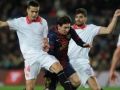 فوز صعب لبرشلونه على اشبيلية بهدفين - شاهد الاهداف