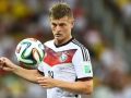 كروس يعلن رسميا تعاقده مع ريال مدريد