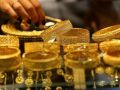 الاقتصاد : الفلسطينيون يقبلون على شراء المعدن الاصفر بشكل غير مسبوق
