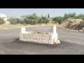 في الأردن: قبر بمنتصف الشارع!
