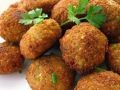الفول والفلافل تقضيان على كورونا