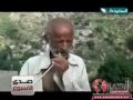 بالفيديو: يمني يأكل الثعابين السامة كطعامه المفضل