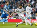 شاهد الصور والأهداف : ريال مدريد يسحق سوسيداد برباعية في لقاء مثير