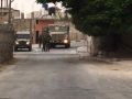 الاحتلال يقتحم ضاحية شويكة بطولكرم وتعتقل مواطن - شاهد الفيديو