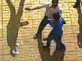 بالفيديو : مدرس في مصر يضرب طالب بشكل وحشي ويهاجم باقي الطلاب