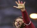شاهد الفيديو : لاعب يفقد اصبعه اثناء احتفاله بهدف