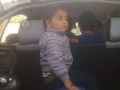 شرطة جنين تضبط سياره حمولة 4 ركاب بداخلها 8 وطفل في الصندوق الخلفي - صوره