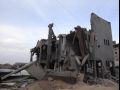 غزة.. نسف منازل جنوبي القطاع وإطلاق بالوسطى وجباليا