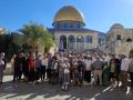 نحو 100 مستوطن يقتحمون المسجد الأقصى بحماية قوات الاحتلال