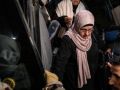 استئناف العمل بمعبر رفح و وصول اول دفعة عائدين بعد رحلة عذاب