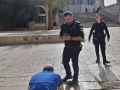 الاحتلال يفرض إجراءات عسكرية مشددة على الأقصى ويعتدي على المصلين
