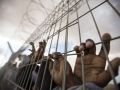 قراقع يحذر من وقوع كارثة في سجون الاحتلال