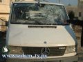 مستوطنون يحطمون عشرات المركبات ويمنعون قطف الزيتون بنابلس
