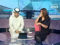 شاهد الفيديو : مذيعة بقناة دبي تفقد السيطرة على نفسها على الهواء