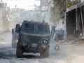 قوات الاحتلال تُفجّر مغارة وتعتقل مواطنا شرق طولكرم
