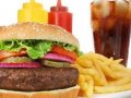 تناول الوجبات السريعة 3 مرات أسبوعيا قد يصيب الأطفال بالإكزيما