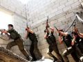 قوات الامن الفلسطينية تعتقل مطلوبين ونشاط امني مكثف