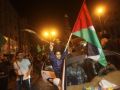 الفلسطينيون يحتفلون والإسرائيليون في حداد