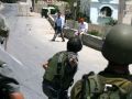 جيش الاحتلال يقتحم نابلس ويسلم بلاغًا لمواطن ببيت لحم