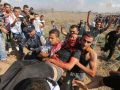 شهيدان واصابات في تجدد المواجهات بغزة
