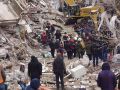 زلزال تركيا وسورية: حصيلة الوفيات تتجاوز 42 ألفا