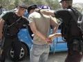 شرطة طولكرم تقبض على شخصين بحوزتهما مواد مخدرة في المدينة