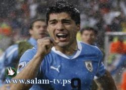 أوروجواي في دور الثمانية للمونديال للمرة الأولى منذ 40 عاما