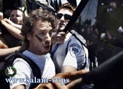 بالصور.. إسرائيليون يحاولون اقتحام الكنيست ويهددون منزل نتنياهو