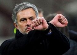مورينيو : فوز برشلونة على ليفانتي لن يحسم الليغا !