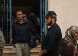 حكومة غزه تفرج عن 26 معتقلا بينهم 6 من فتح