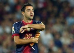 تشافي سيمدد عقده مع برشلونة يوم الاثنين المقبل