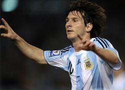 التانغو الارجنتيني يتفوق على السويد بثلاثية علي ارضها