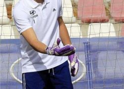 استطلاع : جماهير ريال مدريد ترى أن برشلونة هو الإختيار الأمثل لكاسياس إذا رحل عن الملكي