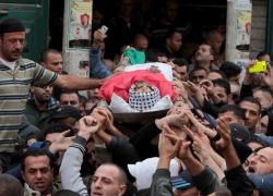 المئات يشيعون جثمان الشهيد عمران أبو دهيم في جبل المكبر
