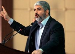 مشعل: إسرائيل طلبت إفراجنا عن أسيرين وجثتين