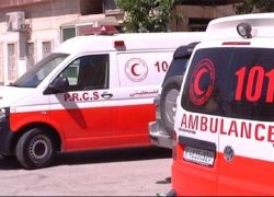 إصابات بحادث بين مركبتين عموميتين وأخرى خاصة شمال رام الله