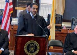 لأول مرة .. فلسطيني قاضيا للقضاة في أميركا
