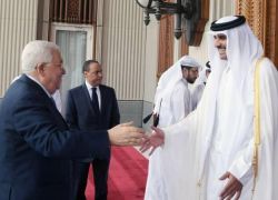 قطر تبدي استعدادها منح السلطة قرضاً مالياً