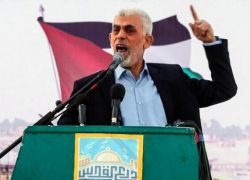 في الذكرى الأولى لاستشهاد القائد يحيى السنوار.. "حماس": دماء القادة تعزّز طريق المقاومة
