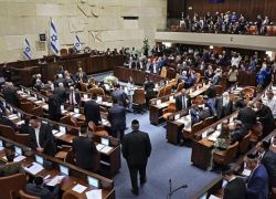 الكنيست يصوت تمهيديا على حل نفسه وسط تصاعد الخلافات داخل الائتلاف