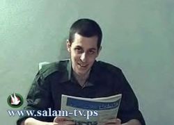 رسالة من جلعاد شاليط الى عائلته عبر الرئيس الامريكي الاسبق كارتر