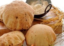 الخبز يومياً يقي من الإصابة بأمراض الأوعية الدموية