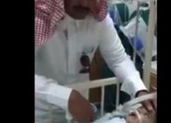 والد سعودي يعتذر لأبنه بعد ان عجز عن توفير العلاج له - شاهد الفيديو