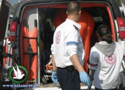 الخليل : إصابة عامل إثر سقوطه من علو أثناء عمله بورشة بناء